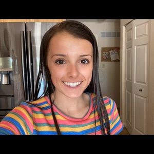 Meet your Posher, Danica